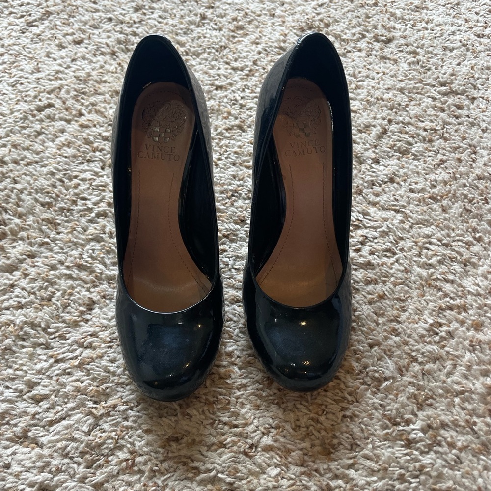 Vince Camuto black patent pumps.